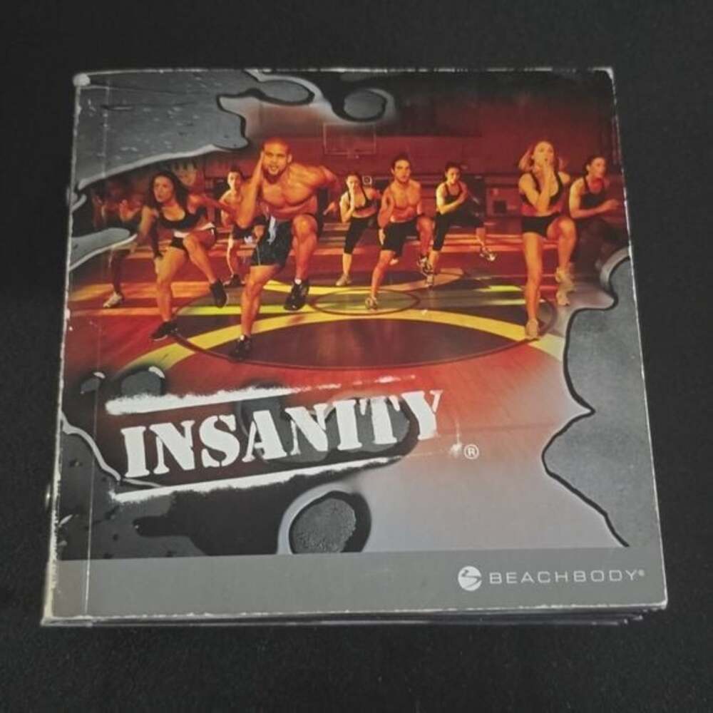 INSANITY‎ BEACHBODY Workouts.  Box Wear